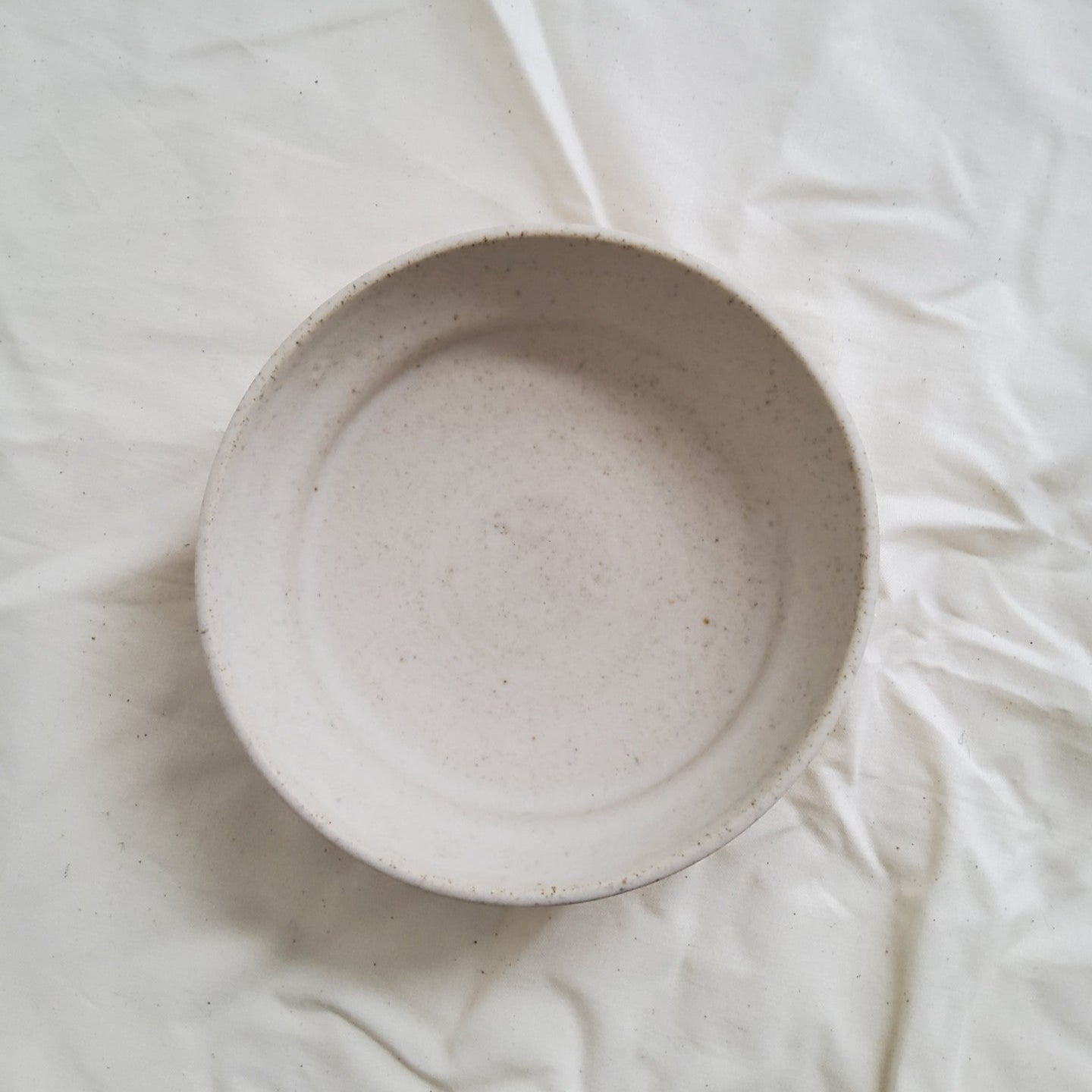 Curved bowl