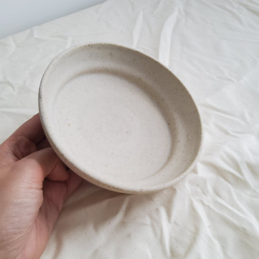 Curved bowl